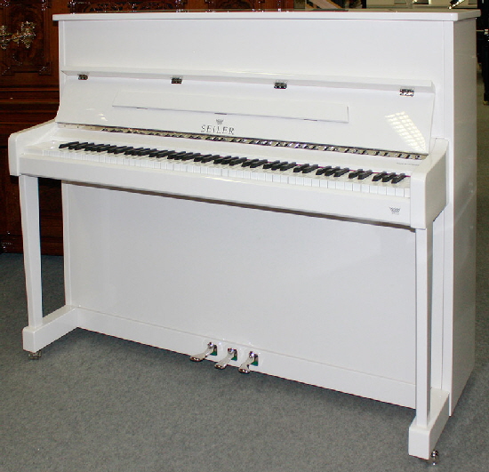 Klavier-Seiler-122-Ritmo-weiss-Chrom-1-a